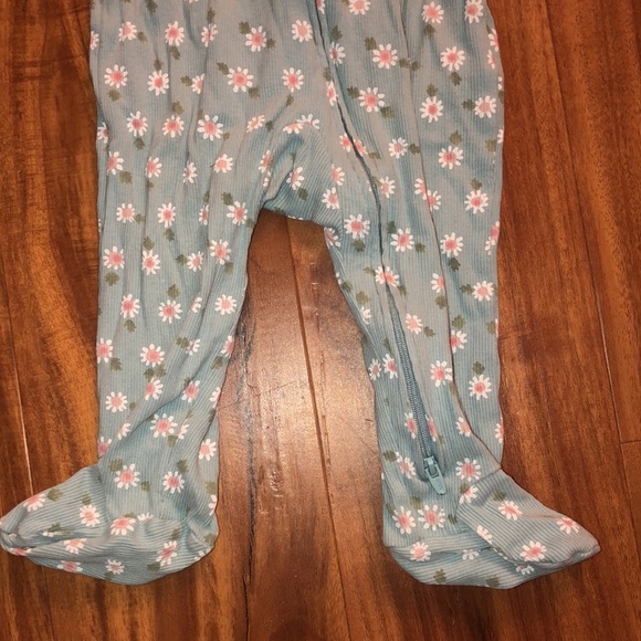Footy pj’s - Picture 4 of 4